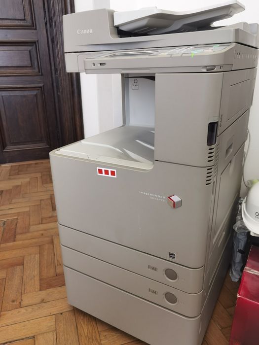 Multifunctional Canon C2220i - defect printare/pentru piese de schimb
