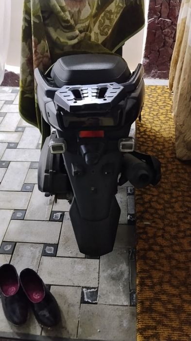 Срочно продам скутер танк