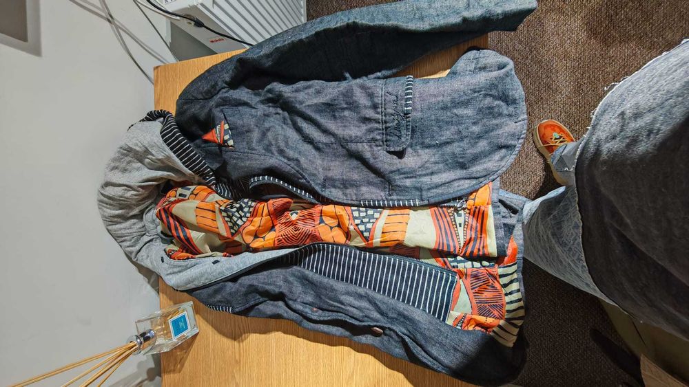Sacou cu gluga Desigual, masura 50