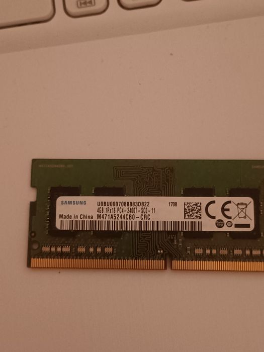 Samsung 4GB RAM ddr4 2400mhz