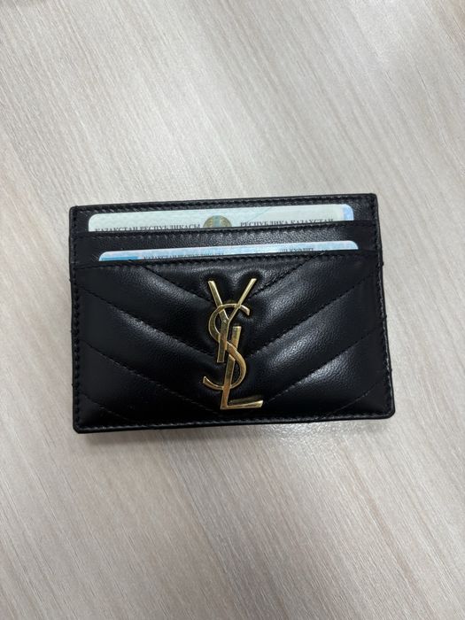 Картхолдер в идеальном состоянии