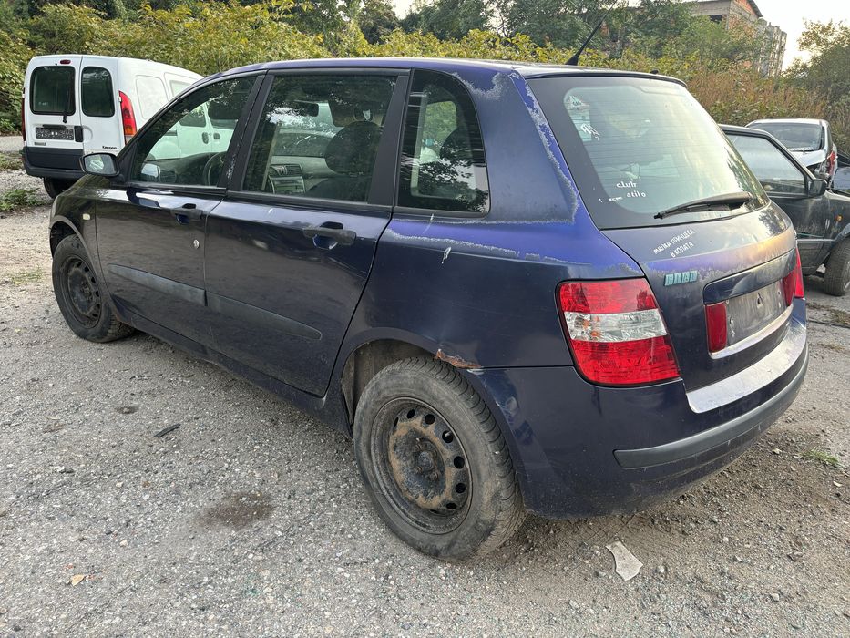 Фиат стило 1.6 бензин на части. Зимни гуми.