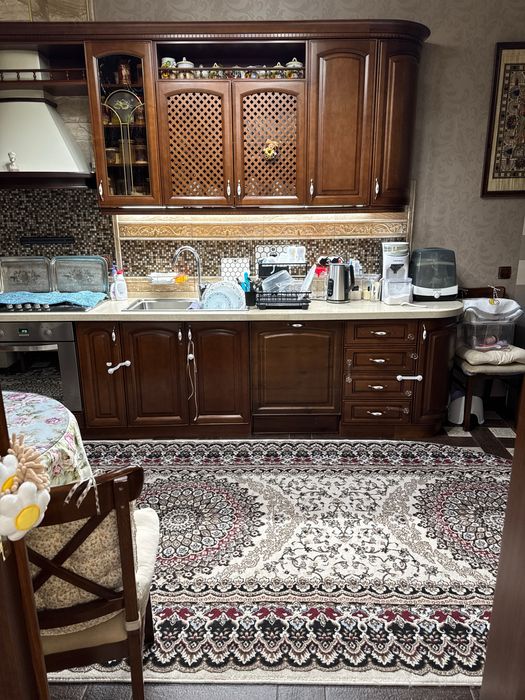 Продам ковер б/у