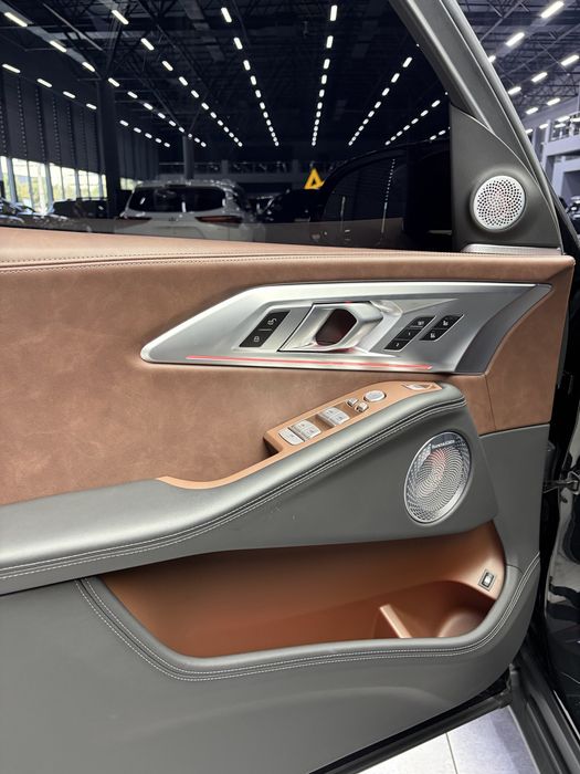 Продается BMW XM50e plug in hybrid