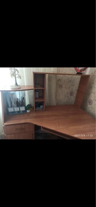 Компьютерный стол