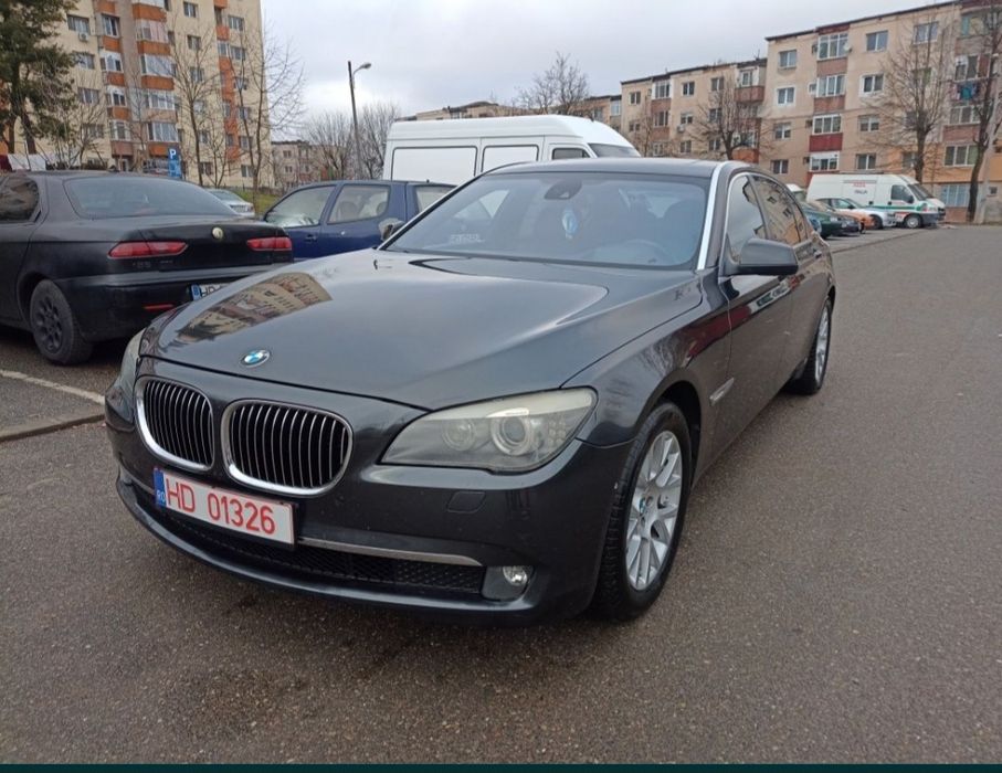Vand sau schimb bmw seria 7 750i ActiveHybrid Long