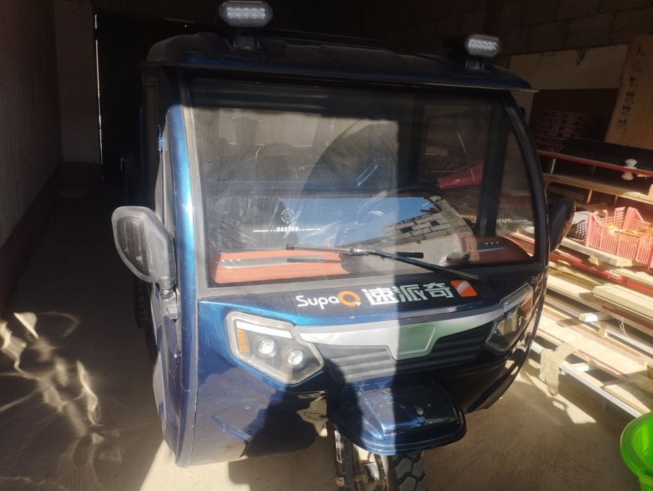 Elektro Muravey Kabinali 70 Kilometr bitta zaryat bilan yuradi