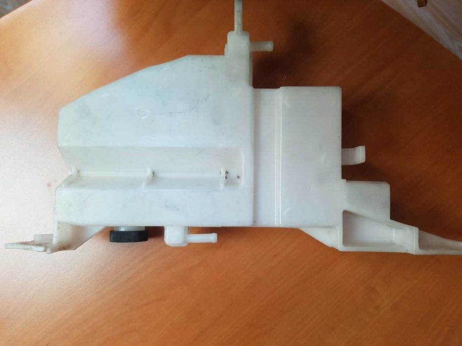 части за за Инфинити EX35 /Infiniti Ex30/ и др.