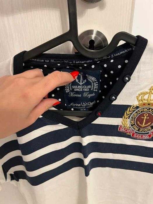 Marina Royale tricou femei cu emblemă brodată la piept aurie coroană