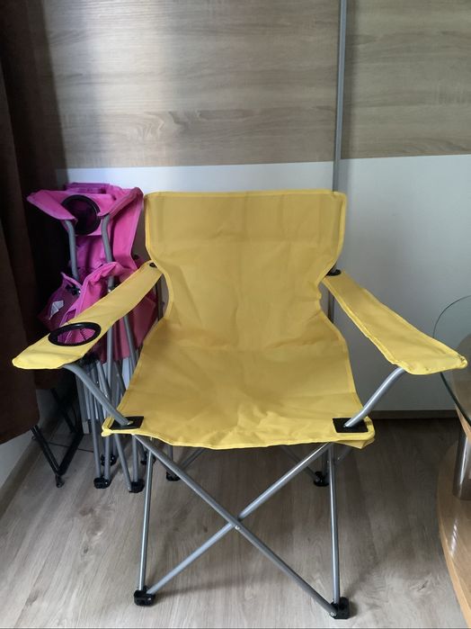 Два нови сгъваеми стола за 30 €