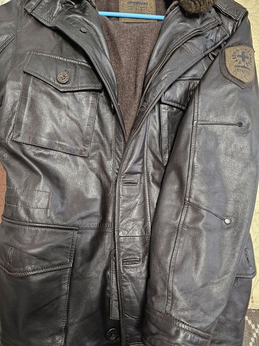 Haina piele STRELLSON swiss kross Editie Limitată