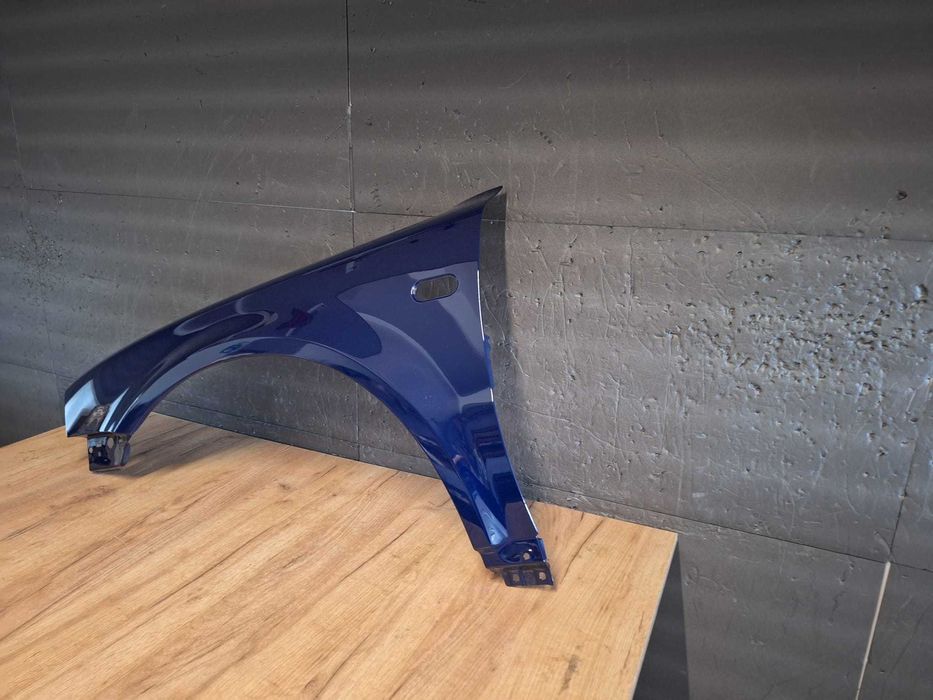 Aripa Fata Stanga VW Passat B5.5 An 2000-2003 (LA5E (Albastru))