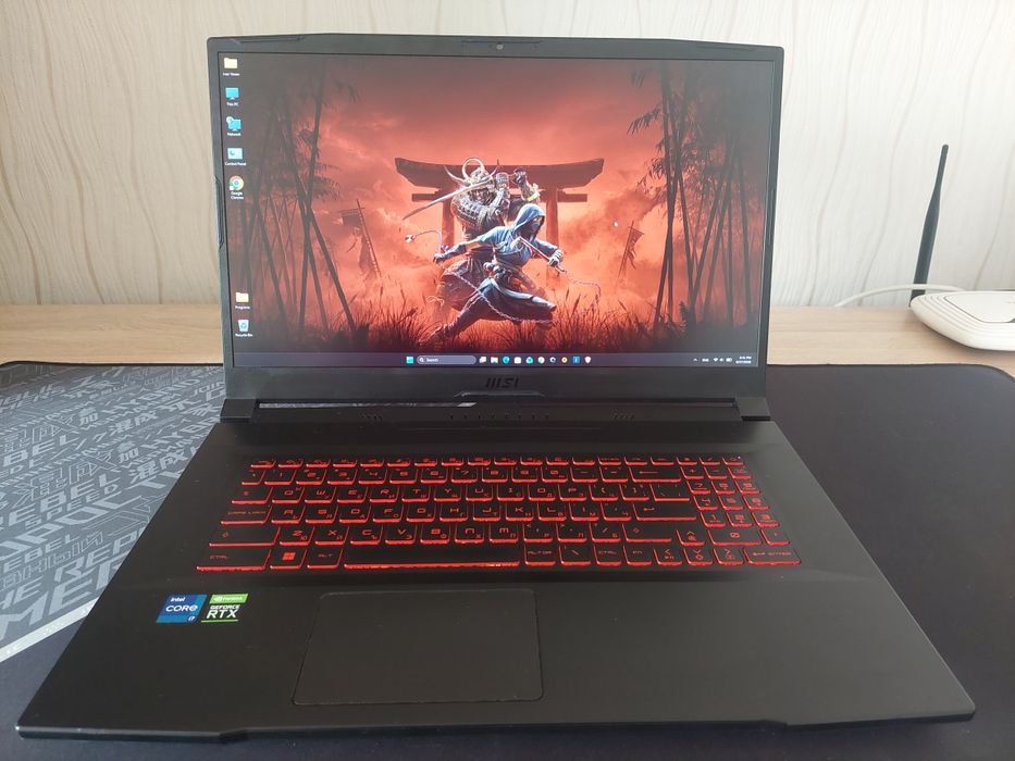 Gaming MSI KATANA 76 11UC  I7-11800H, RAM16GB