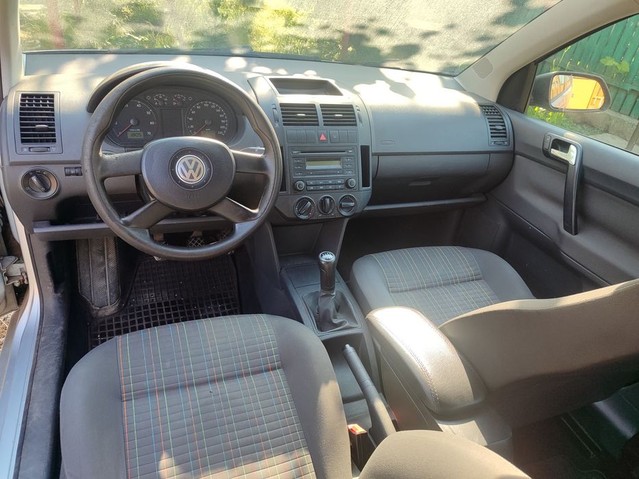 Vând Volkswagen Polo 1.2 benzina anul 2006