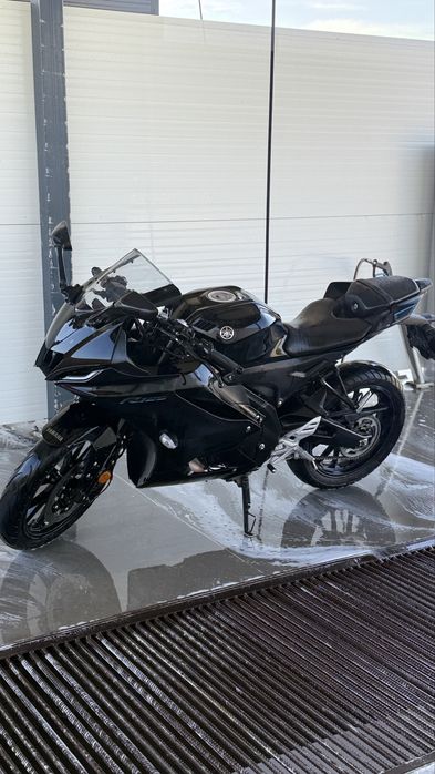 YAMAHA YZF R125 2023