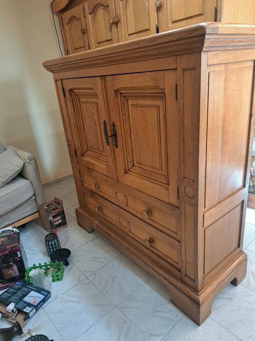 Кухненски шкаф комод дъбови мебели