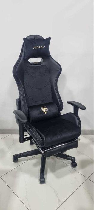 Стул для конференц залов и учебных центров