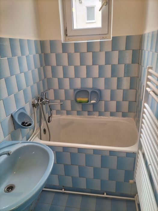 Vând urgent apartament