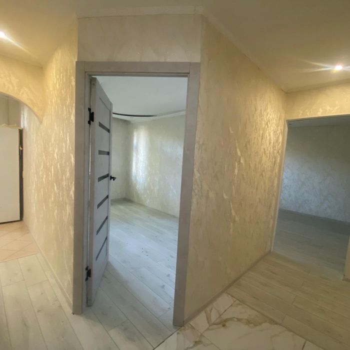 Продам квартиру сзади Галактики