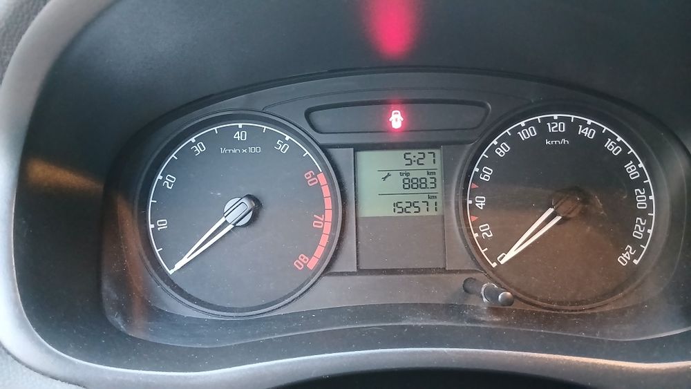 SKODA Fabia 2010 — imagine 3