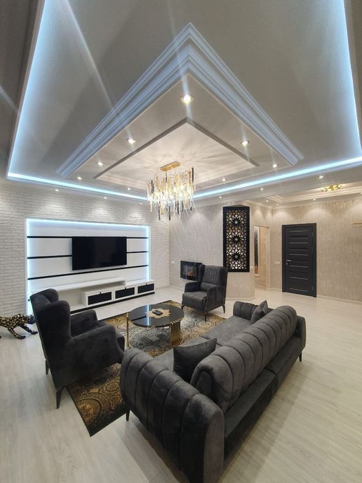 Сдаётся 2х комнатная ЛЮКСовая квартира, Гагарина