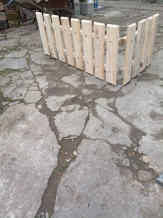 Продавам дървени огради