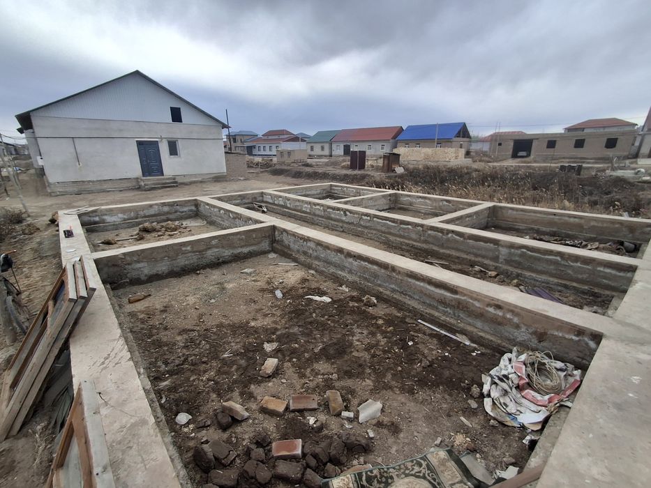 6 sotikli pudamentli jer va satiladi