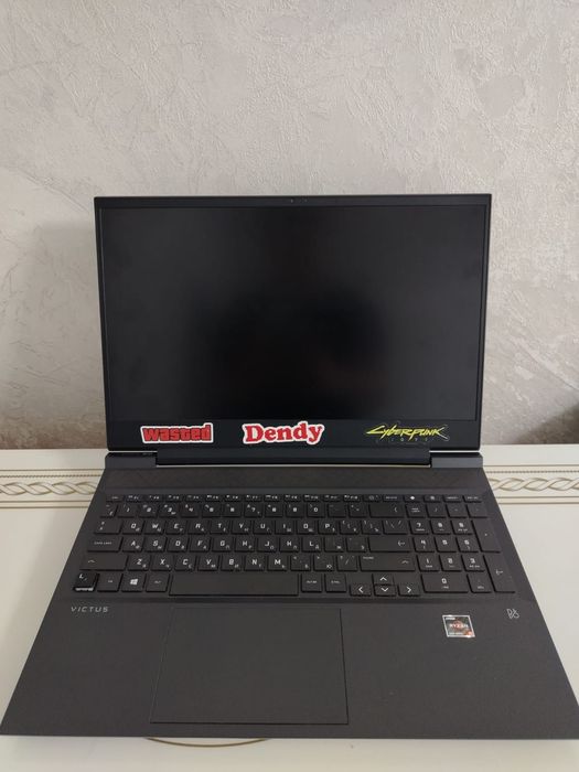 Ноутбук   HP VICTUS 15
