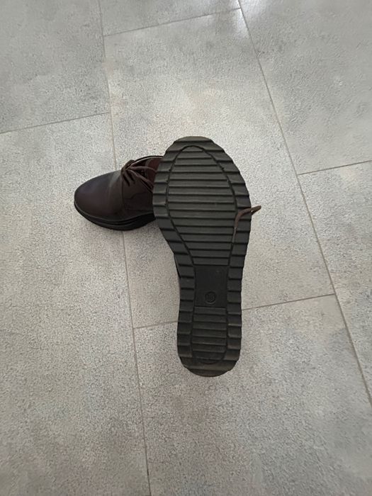 Pantofi, piele lăcuită , culoare vișiniu