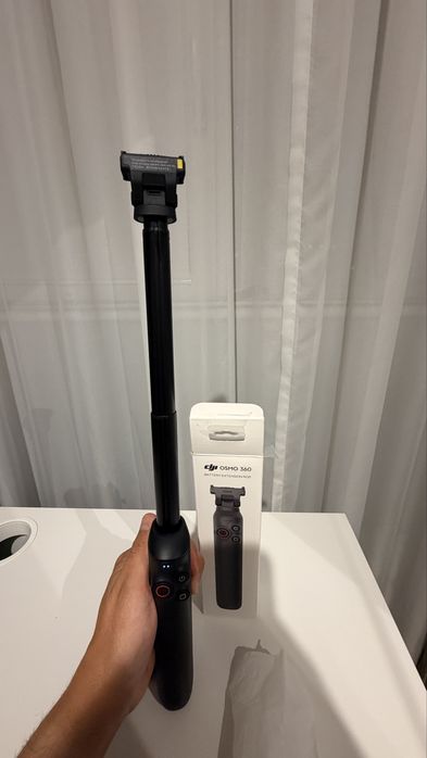 Selfie srick cu baterie inclus pentru DJI Osmo 360