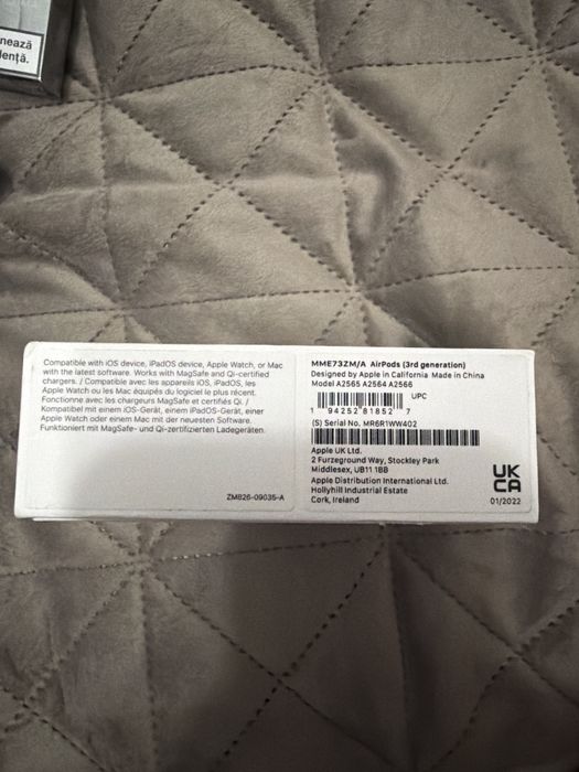 Apple Airpods generatia 3