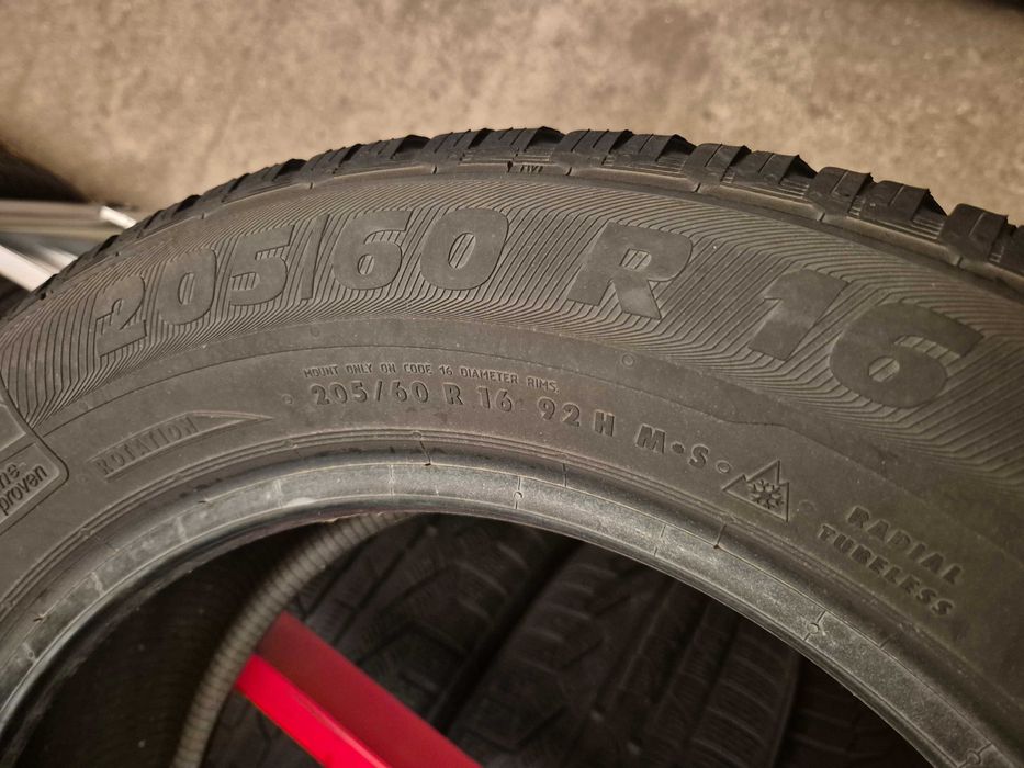 4 Anvelope de IARNA - 205/60/16 - Semperit - Stare F BUNA DOT 2019