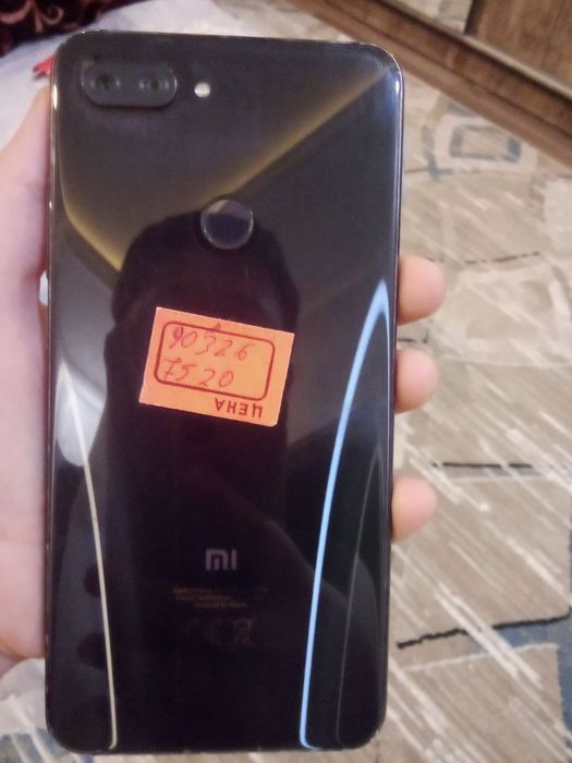 MI 8 Telefon yangi xotirasi 64 talik