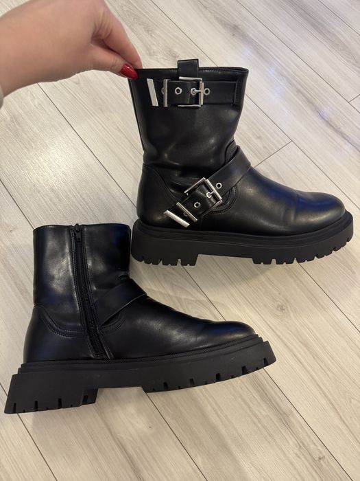 Ghete Zara, marimea 39