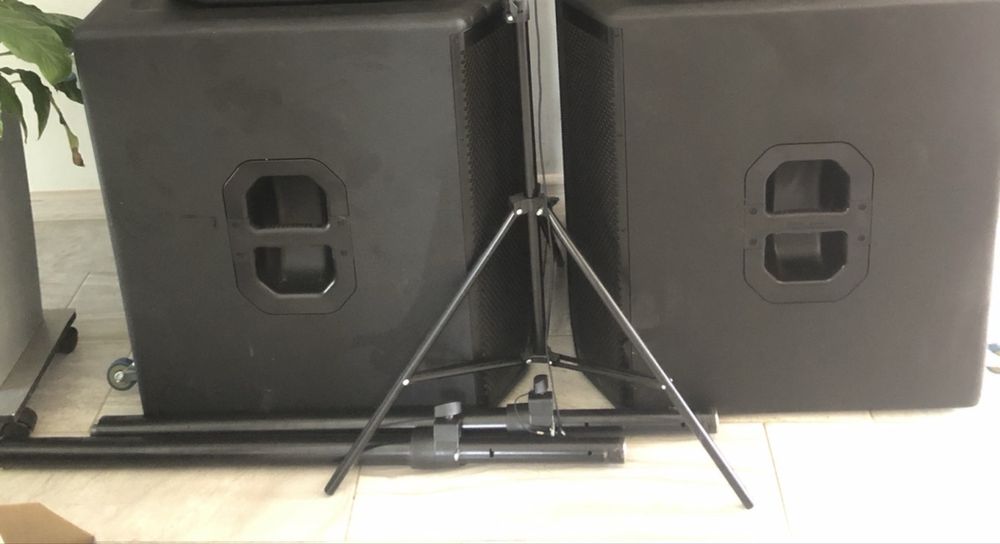 Vand Basi Actici JBL PRX 618S