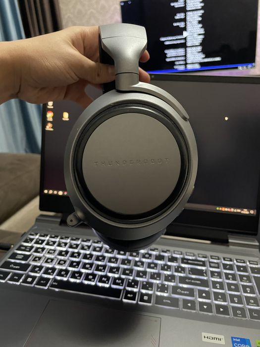 Наушники Thunderobot HL503