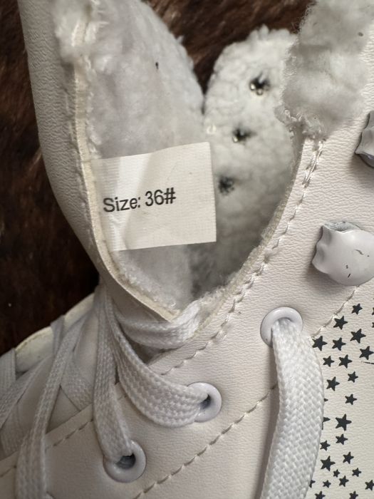 Продам коньки 36 размер