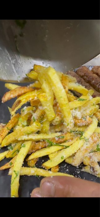 Restaurant, Mancare livram mancare, la Grayar pe carbuni, la Domiciliu pt. Petreceri private si altele