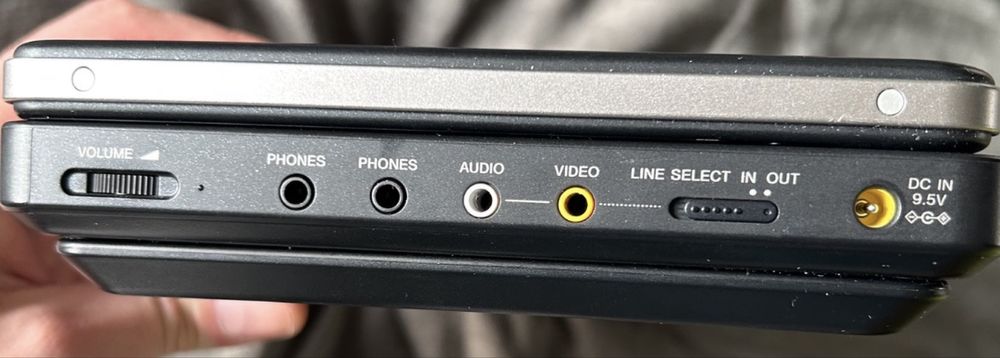 Sony Portable DVD Player DVP-FX810