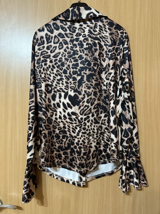camasa leopard.
