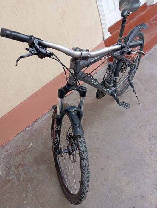 Американский велосипед сотилади холати яхши