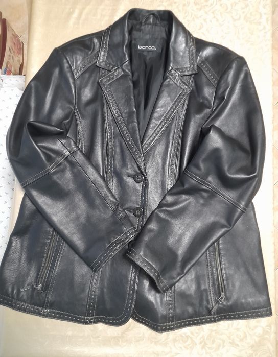 Дамско кожено сако