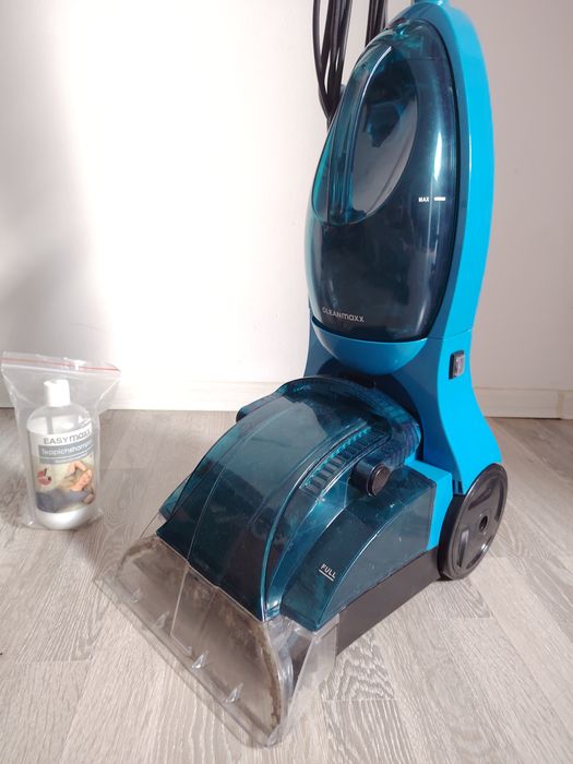 Aspirator spălat covoare