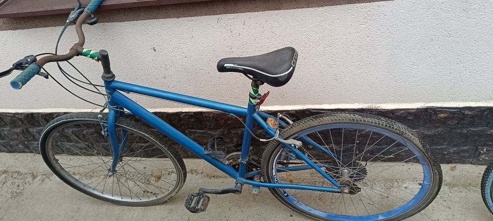 Set de 3 biciclete de vînzare .