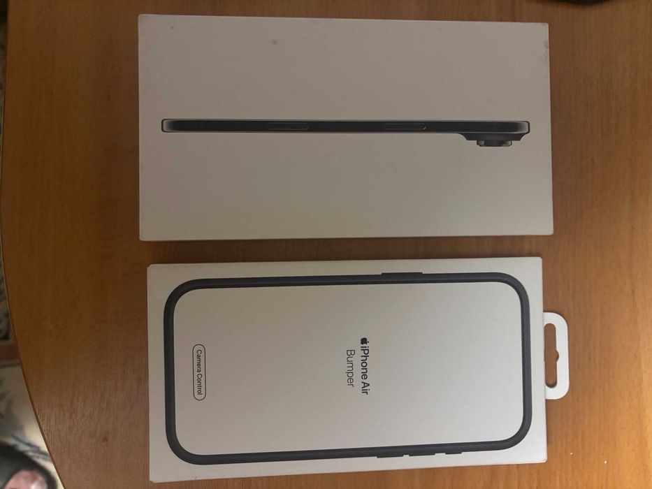Продавам iPhone 17 Air 256 GB Неразопакован с Bumper.