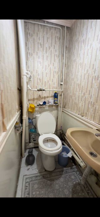 СРОЧНО, Корасаройда 5 хонали квартира сотилади!