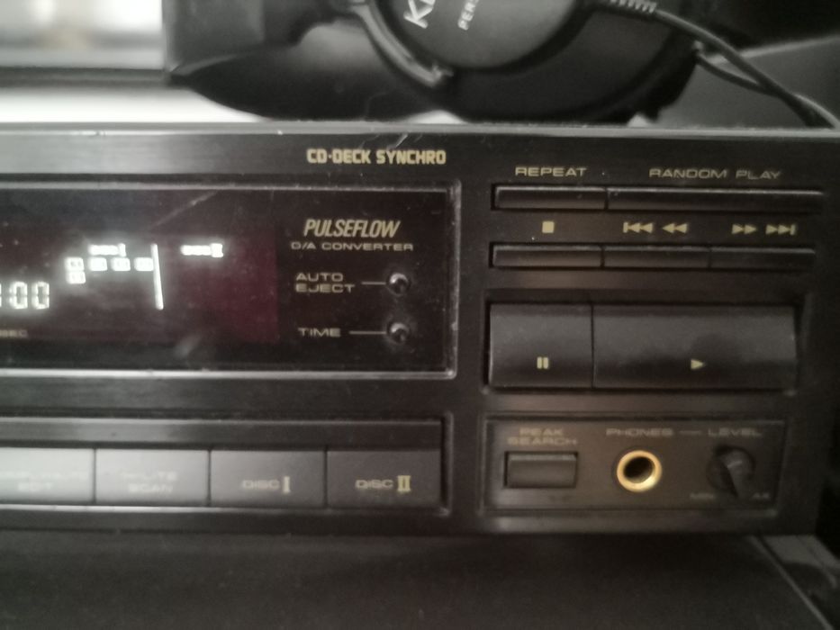 Pioneer PD-T310  twin- tray compact disc play