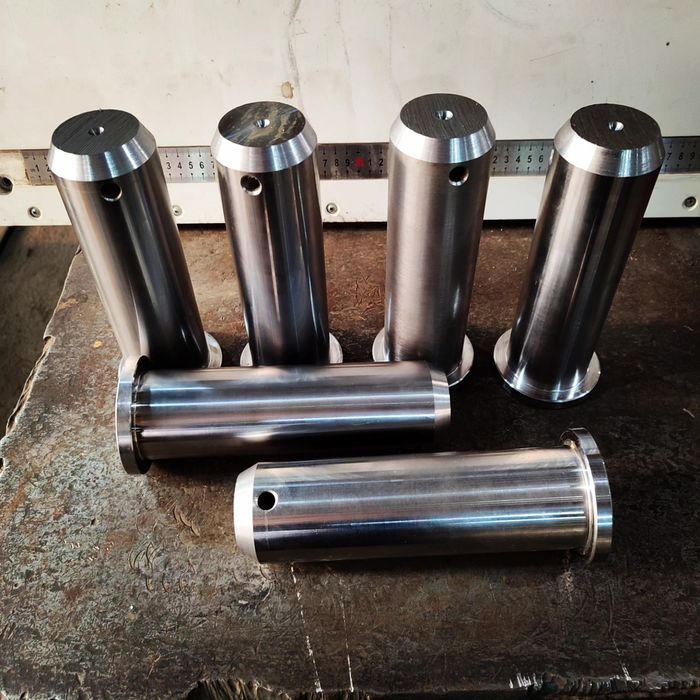 Токарные и фрезерные работы по чертежам и эскизам