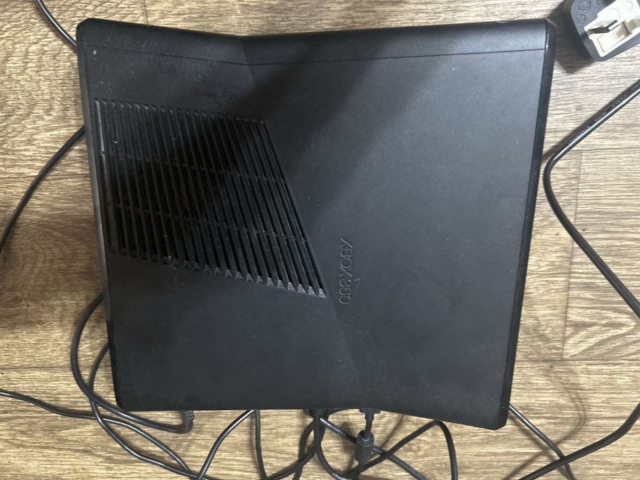 Xbox 360 состояние отличное