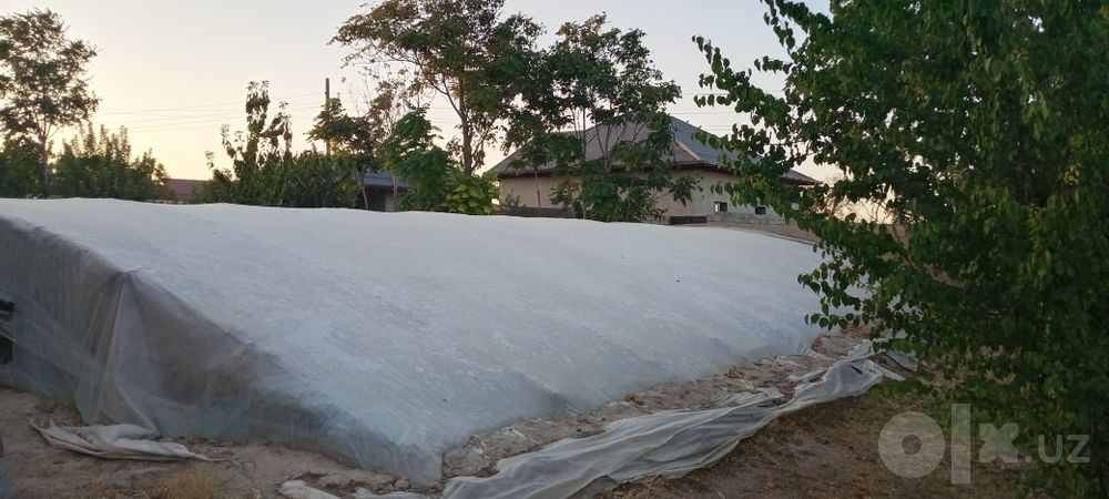 Uchastka sotiladi